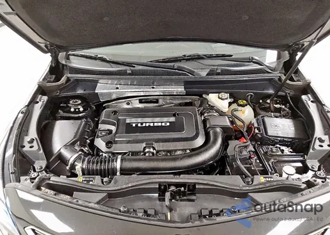 2019 Cadillac Xt4 Premium Luxury z USA, uszkodzony, nr VIN 1GYFZCR40KF140888